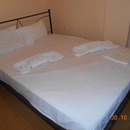 Melios Rooms Petalídhion 외부 사진