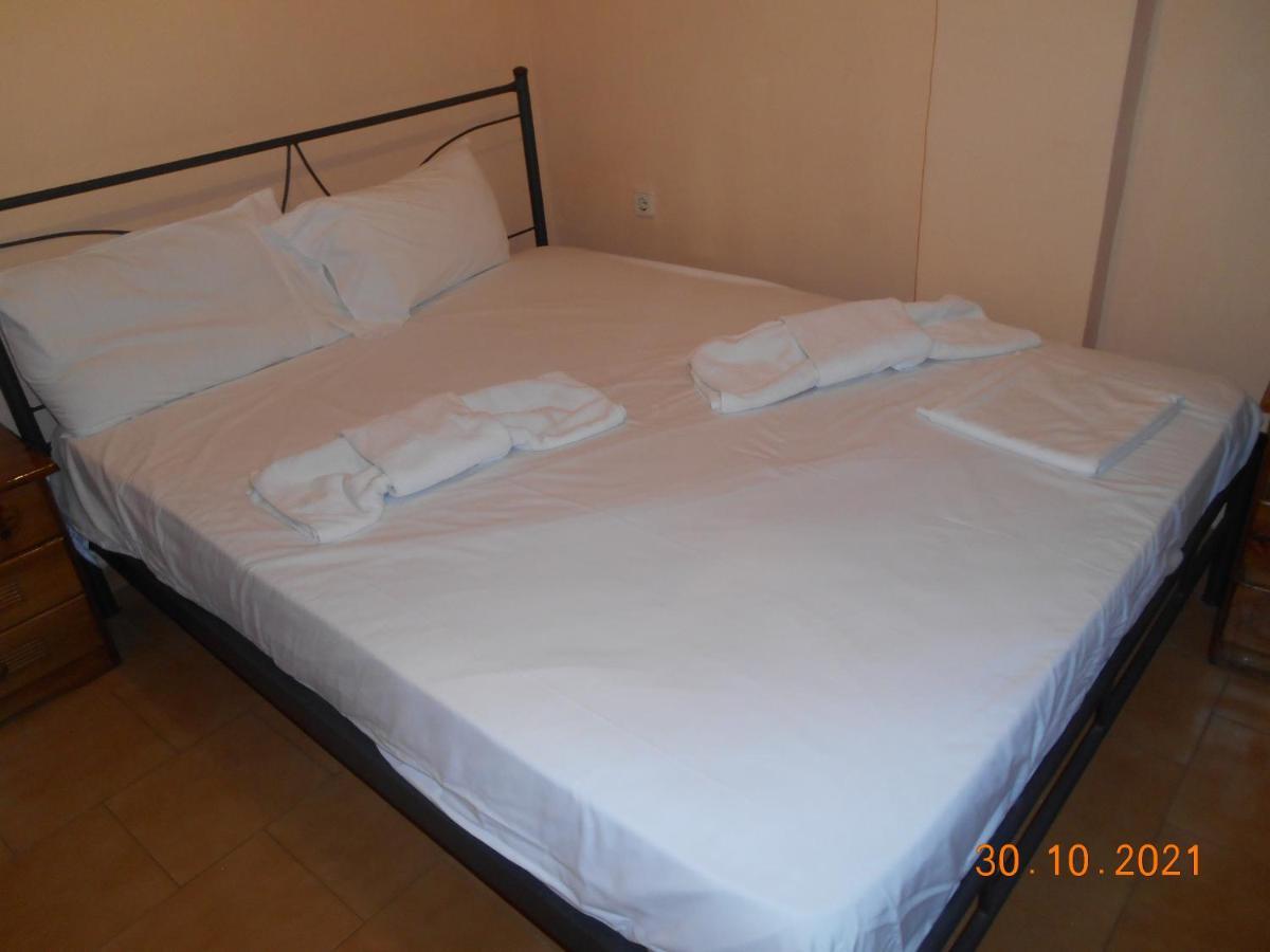 Melios Rooms Petalídhion 외부 사진