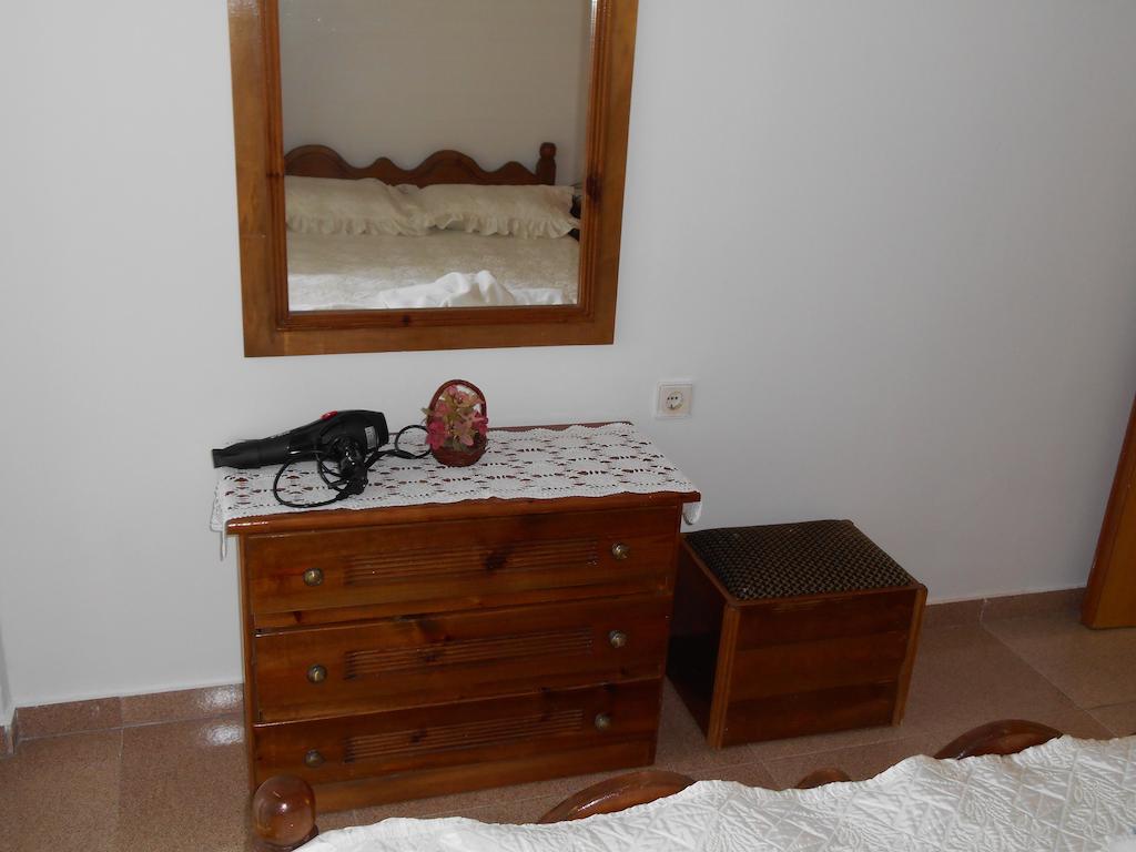 Melios Rooms Petalídhion 외부 사진